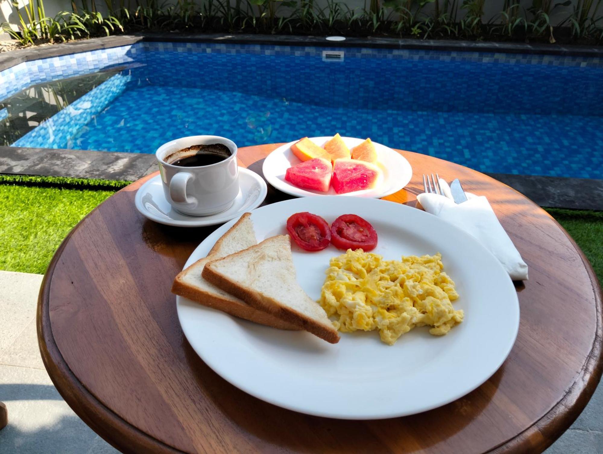Kutus Bali Guesthouse Sanur  Exterior photo